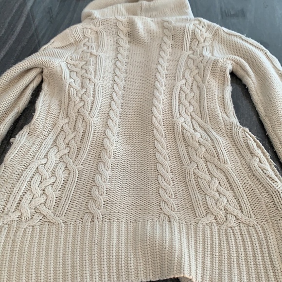 Venus cardigan - Picture 2 of 6